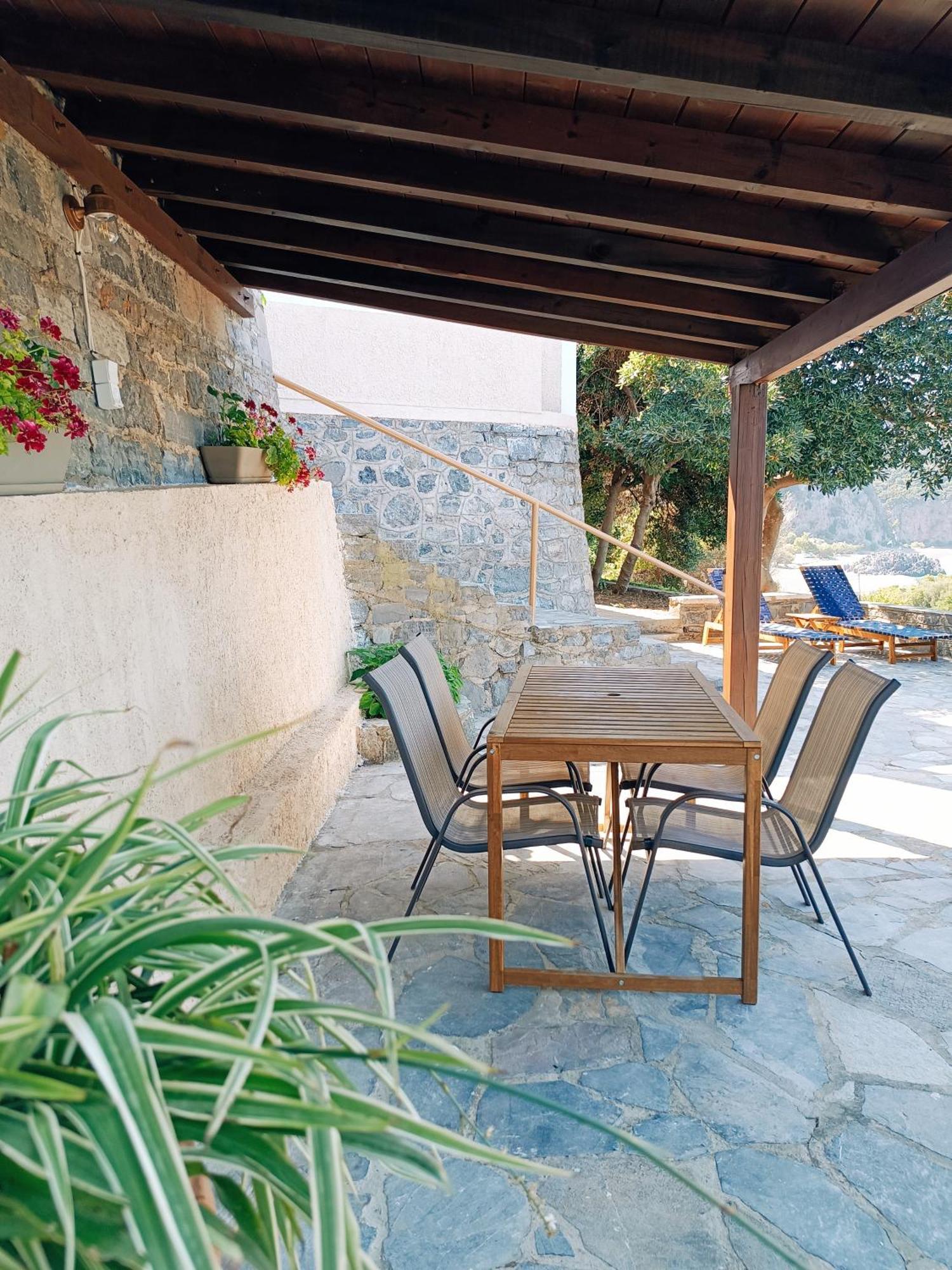 The Life Suites Limniónas 部屋 写真